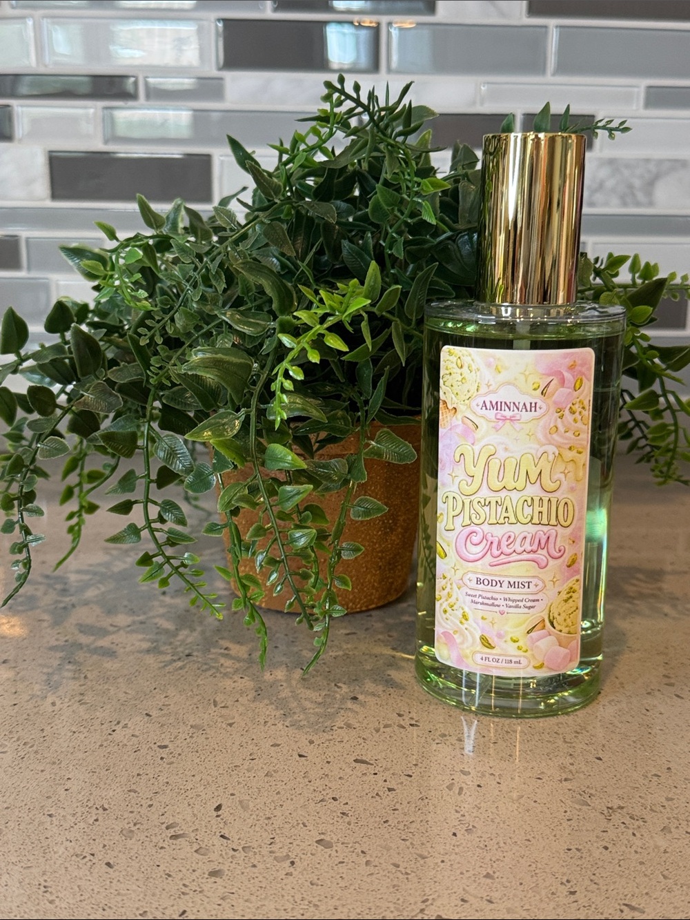 AMINNAH - YUM PISTACHIO CREAM BODY MIST